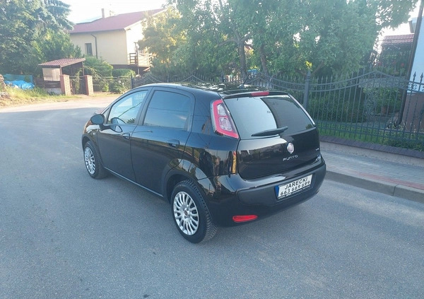 Fiat Punto Evo cena 19999 przebieg: 194000, rok produkcji 2010 z Nowe Miasto nad Pilicą małe 106